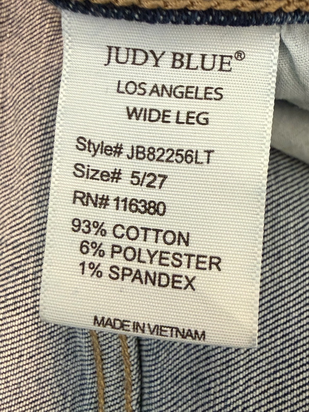Judy Blue Wide Leg Crop Distressed Jeans, Size 5/27 (US 6) - Picture 10 of 10